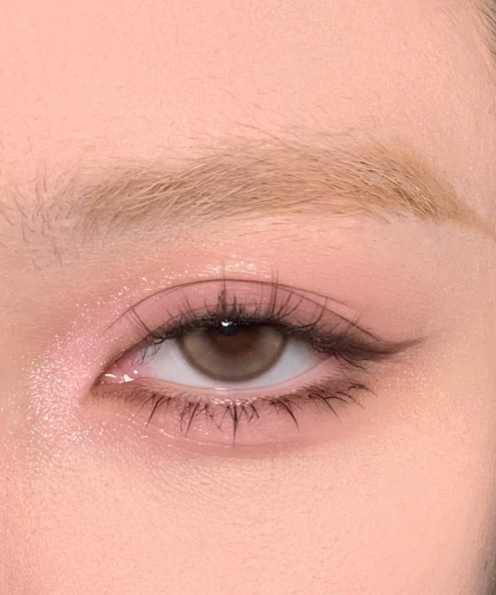 12 Shades Eyeshadow Palette - Image 30