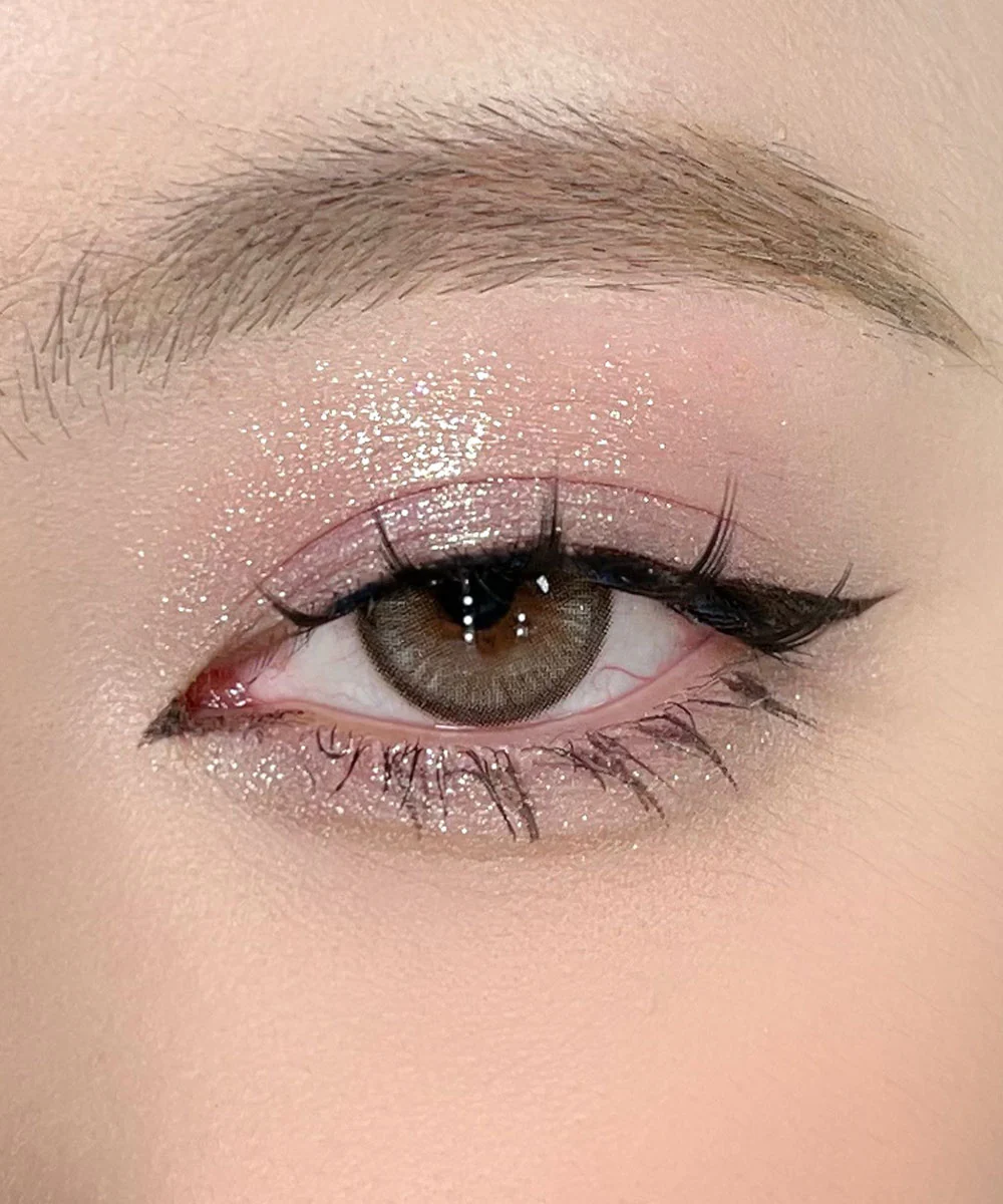 Single Eyeshadow - Image 24