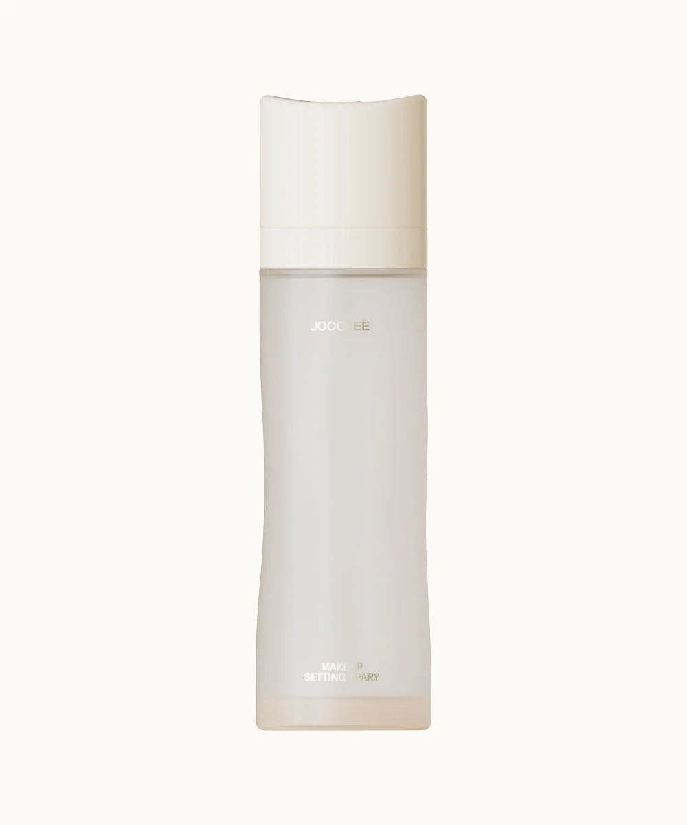 Long-Lasting Makeup Setting Spray - Image 3