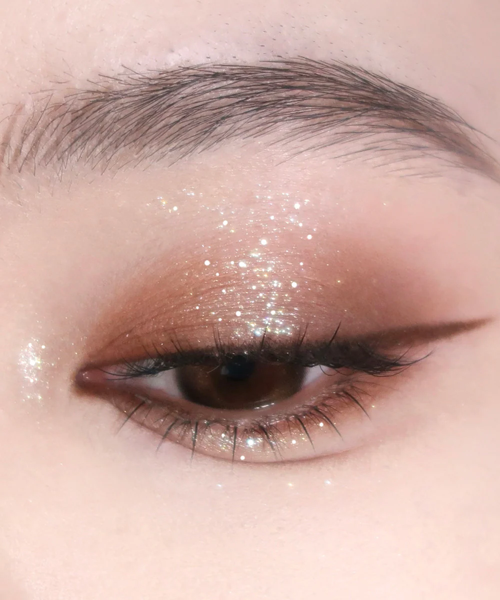 Mini Quad Eyeshadow - Image 9