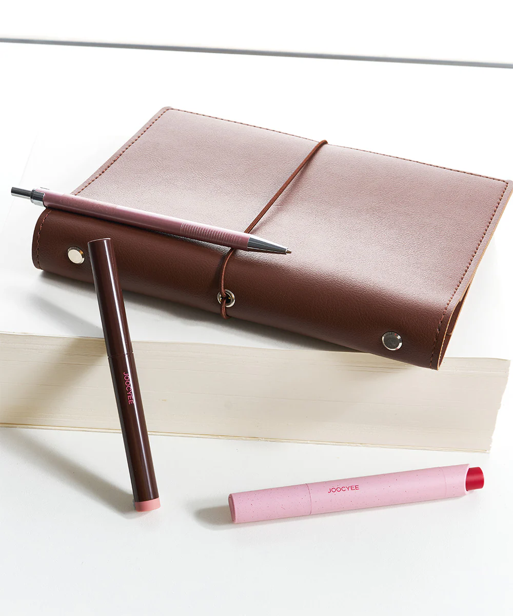 Velvet Rouge & Velvet Lip Liner Duo - Image 6